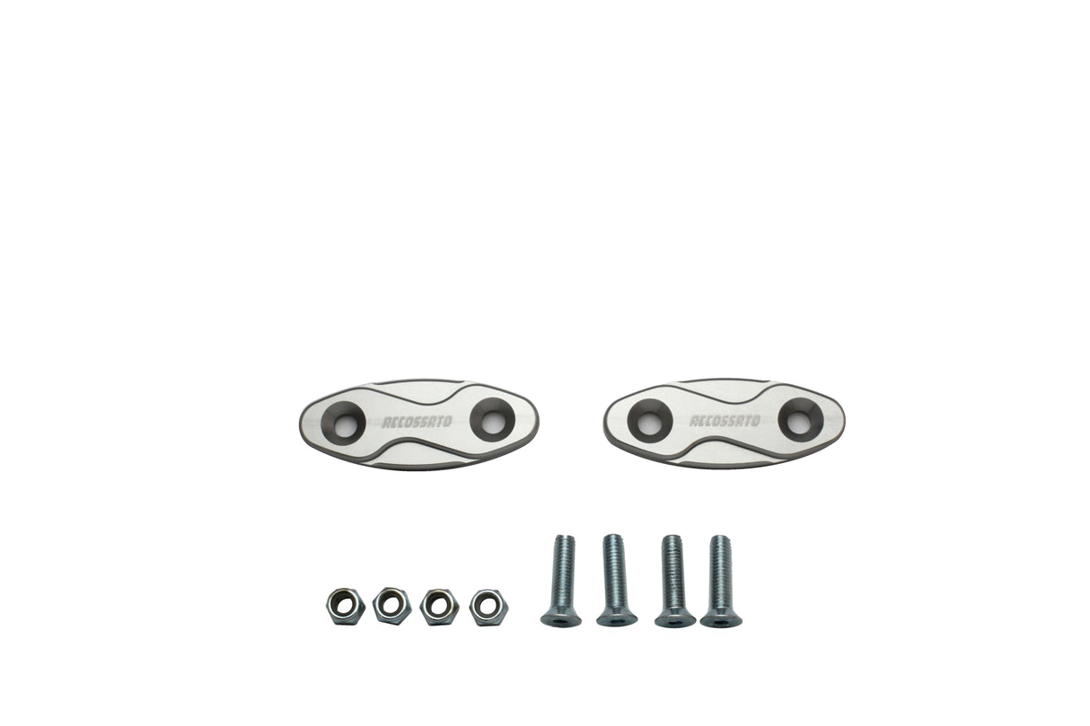 Tappi specchietti Accossato, ricavati in alluminio CNC e anodizzati in vari colori.. La confezione contiene 02 articoli