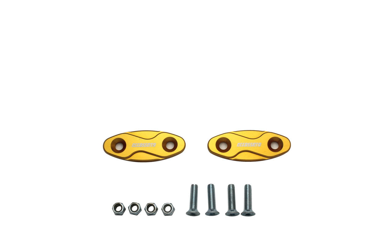 Tappi specchietti Accossato, ricavati in alluminio CNC e anodizzati in vari colori.. La confezione contiene 02 articoli