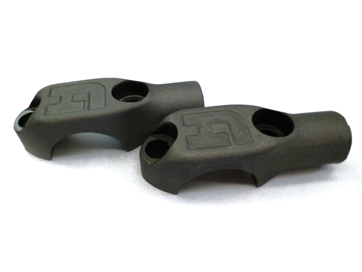 Supporto Specchio Per Pompa Freno Con Vaschetta Integrata Accossato (PK-) Filetto M8