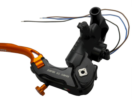 Pompa Freno Ready To Brake Accossato PRS 17x17-18-19 Con Leva Snodata Colorata (Pomello+Leva) - Opzioni leva: RST, Supporto specchio: M8, Vaschetta in Alluminio Integrata: - N/A